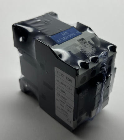 Контактор  12А 220 V   электромагнитный пускатель