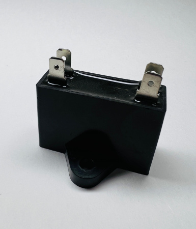 Конденсатор 1,5 мкф (квадрат) 450V