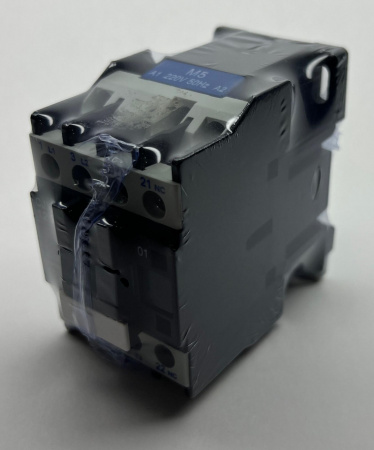 Контактор  12А 220 V   электромагнитный пускатель